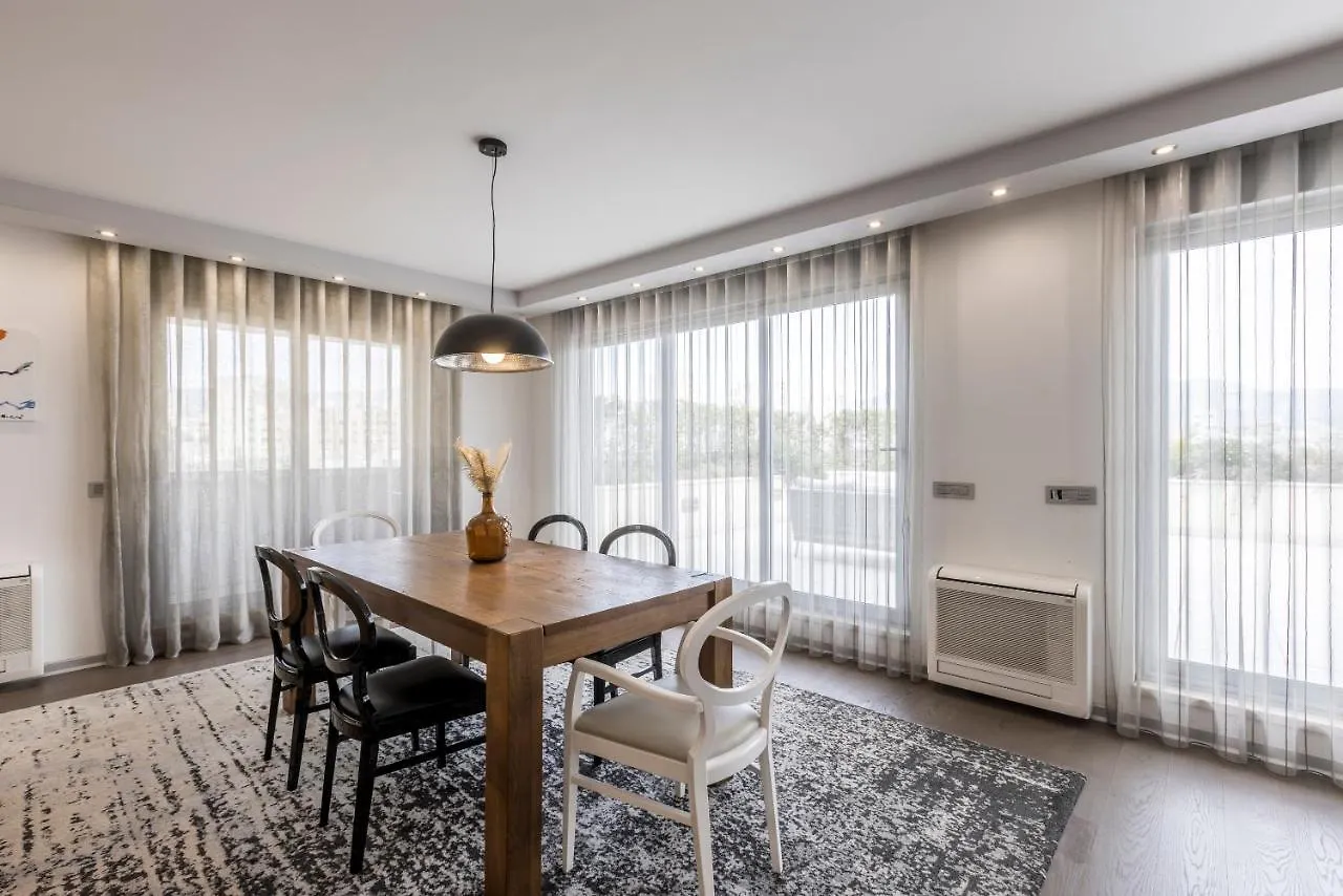 Lazarica Penthouse Apartment Split 0*,